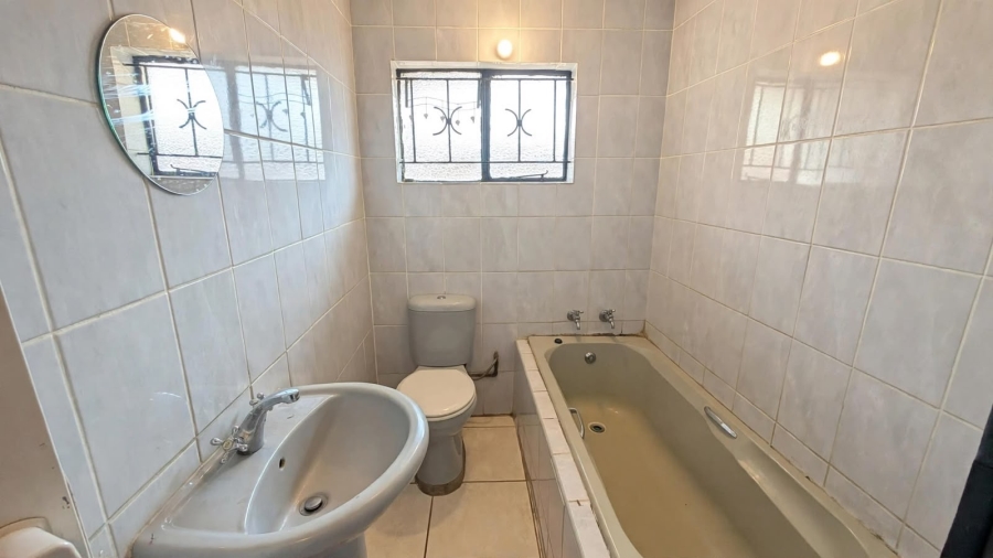 3 Bedroom Property for Sale in Soshanguve East Ext 4 Gauteng