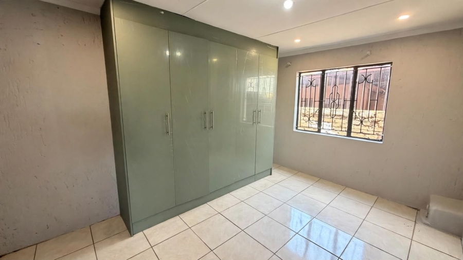 3 Bedroom Property for Sale in Soshanguve East Ext 4 Gauteng