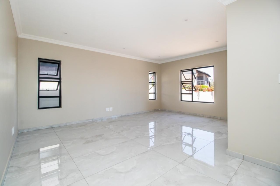 5 Bedroom Property for Sale in Pretoria North Gauteng