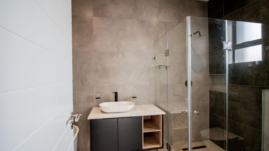 5 Bedroom Property for Sale in Pretoria North Gauteng