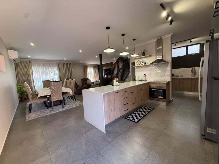 5 Bedroom Property for Sale in Pretoria North Gauteng