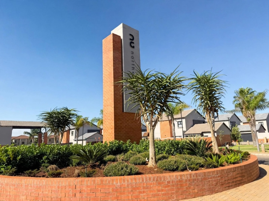 5 Bedroom Property for Sale in Pretoria North Gauteng