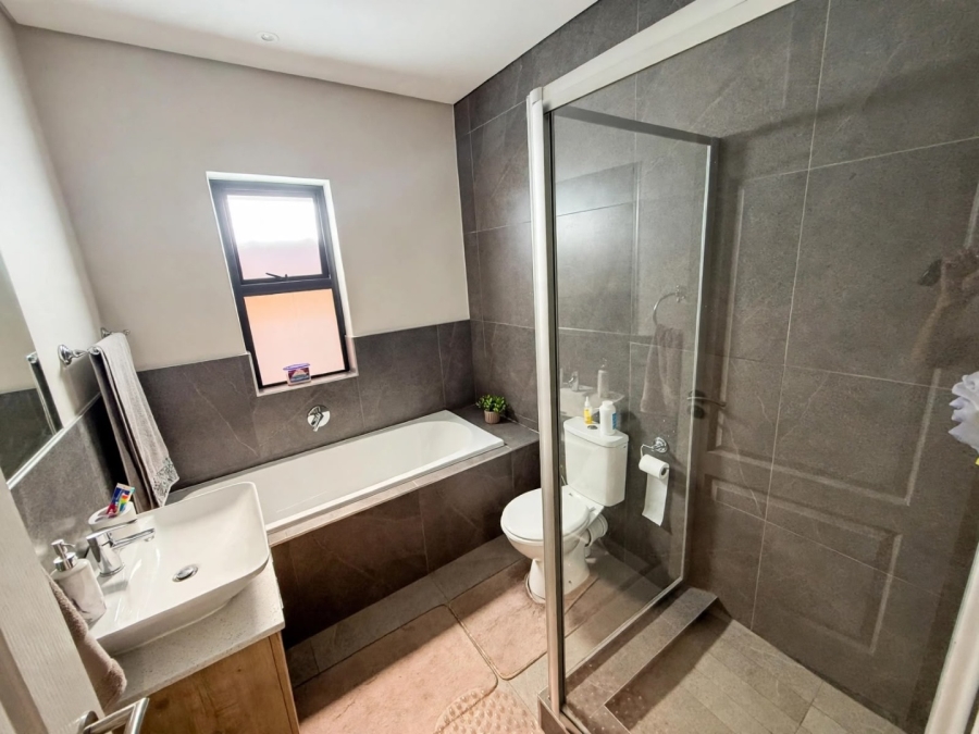 3 Bedroom Property for Sale in Montana Tuine Gauteng