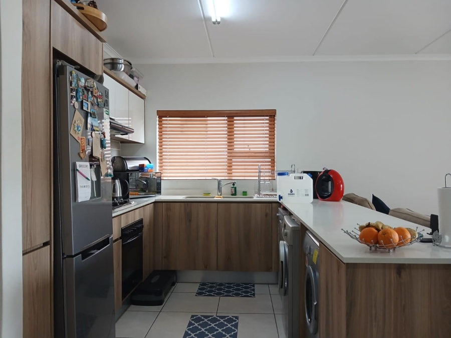 To Let 2 Bedroom Property for Rent in Linbro Park Gauteng