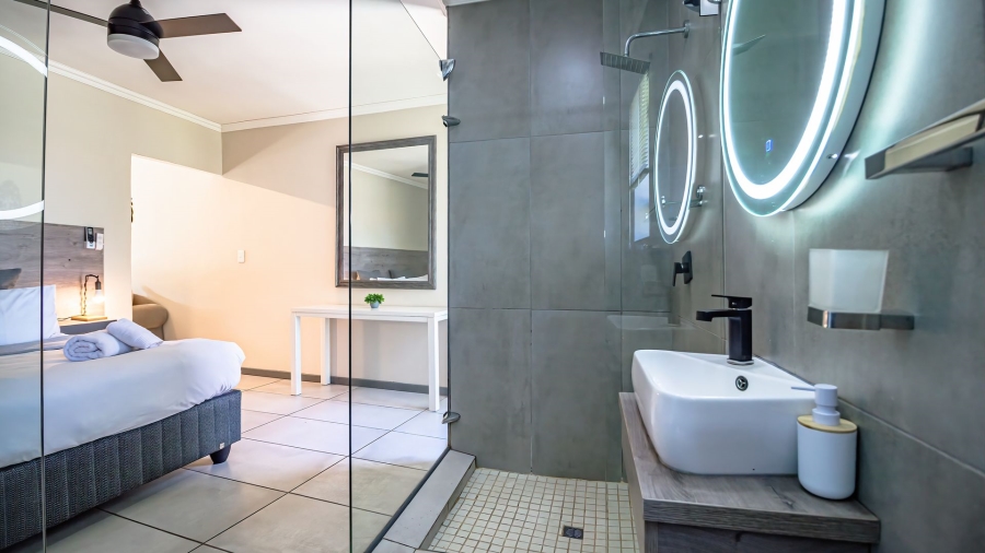 6 Bedroom Property for Sale in Sharon Park Gauteng