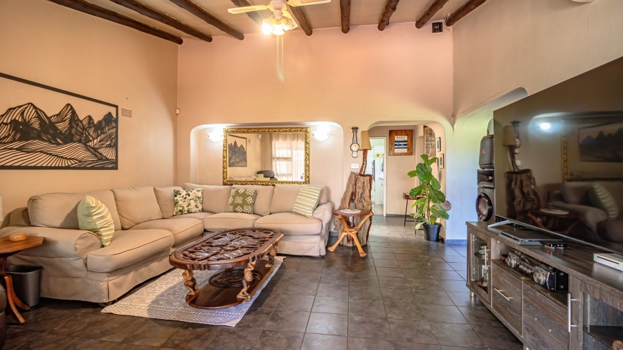 6 Bedroom Property for Sale in Sharon Park Gauteng