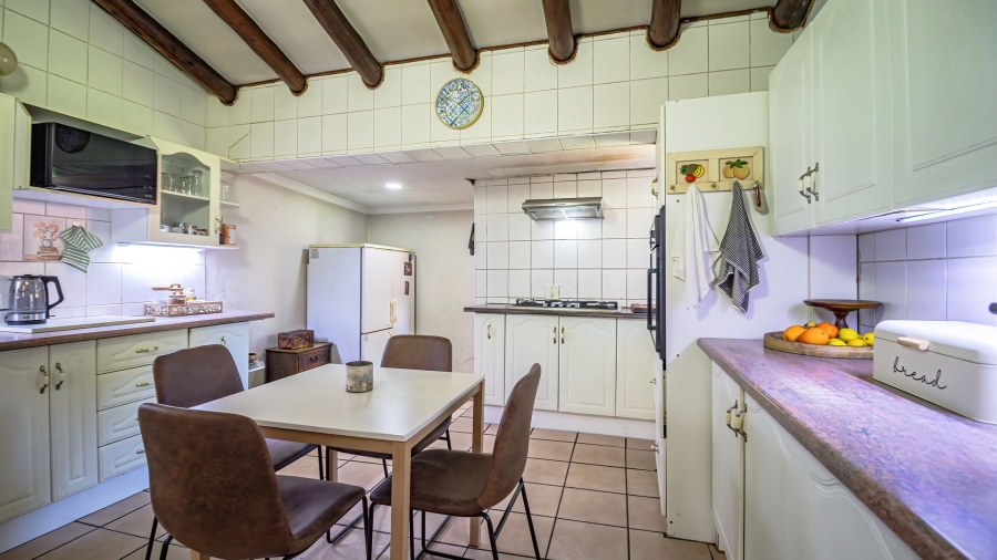 6 Bedroom Property for Sale in Sharon Park Gauteng