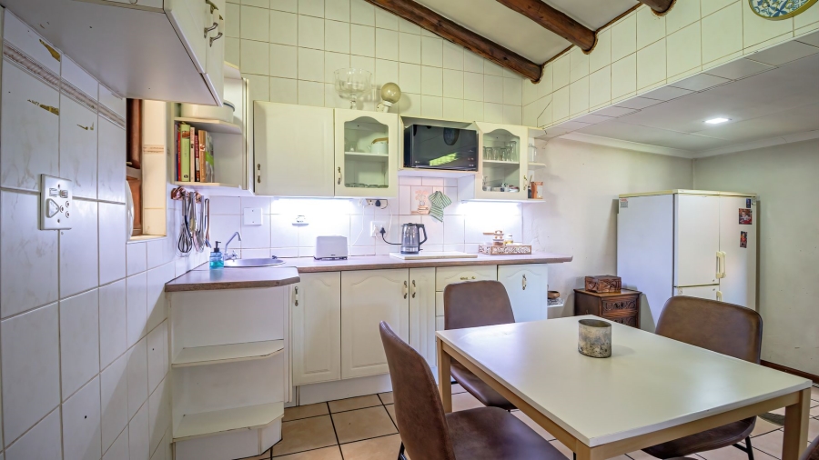 6 Bedroom Property for Sale in Sharon Park Gauteng