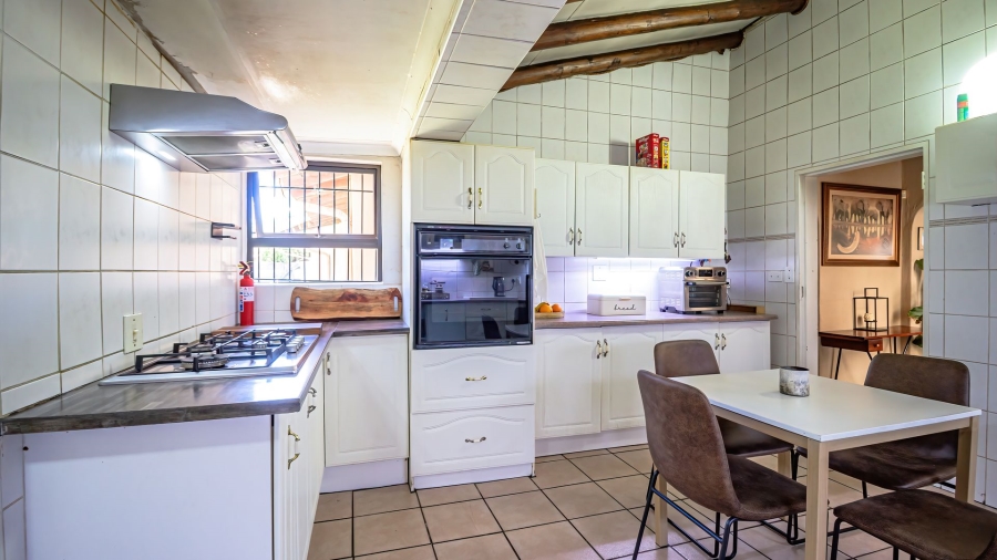 6 Bedroom Property for Sale in Sharon Park Gauteng