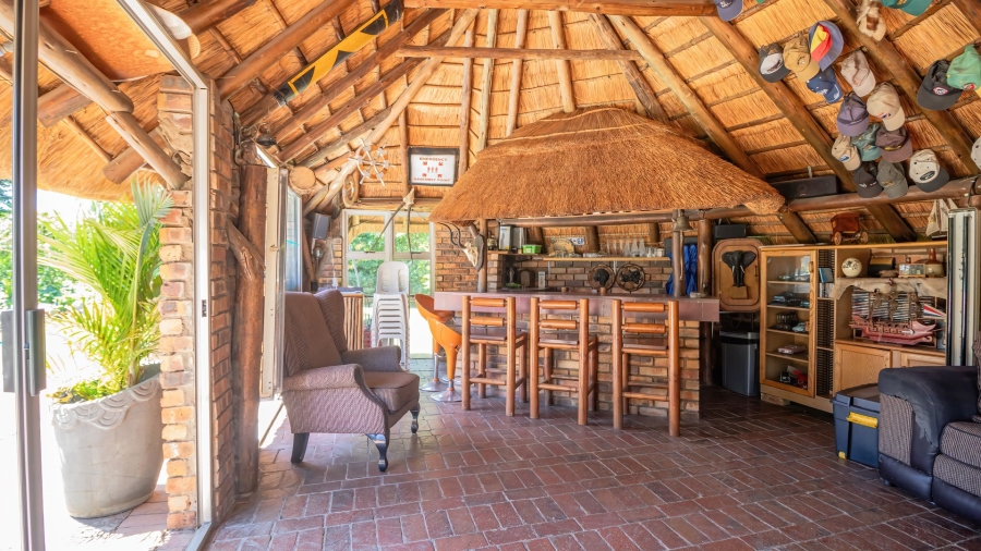 6 Bedroom Property for Sale in Sharon Park Gauteng