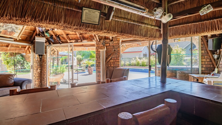 6 Bedroom Property for Sale in Sharon Park Gauteng