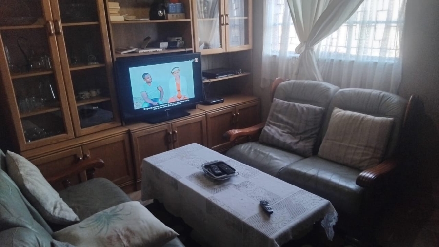  Bedroom Property for Sale in Mamelodi East Gauteng