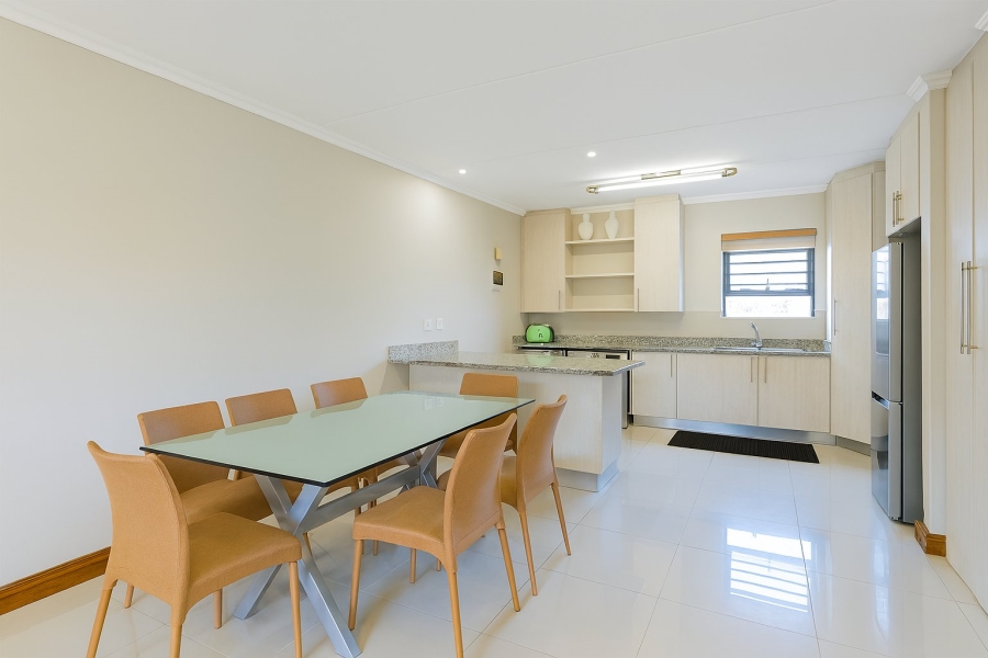 To Let 3 Bedroom Property for Rent in Crowthorne AH Gauteng