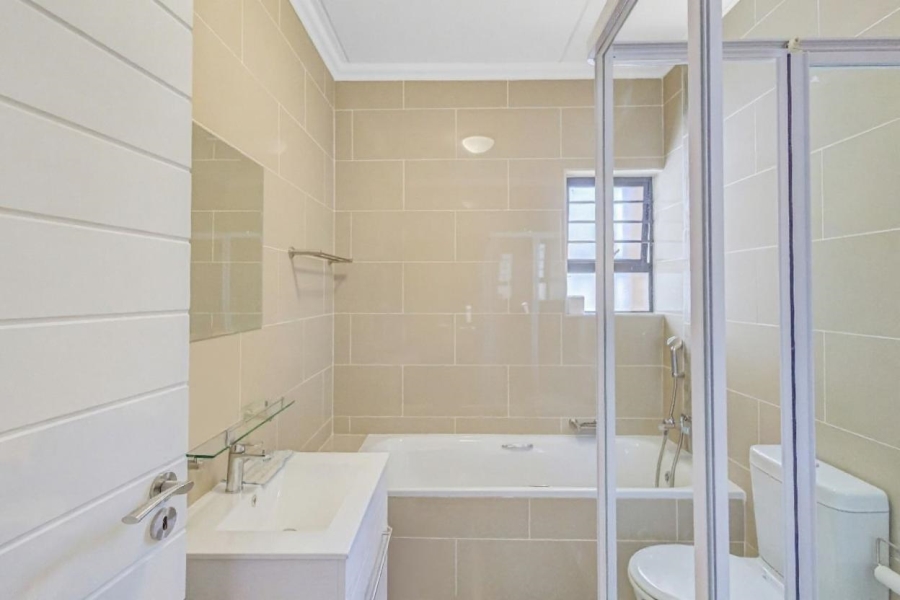To Let 3 Bedroom Property for Rent in Crowthorne AH Gauteng