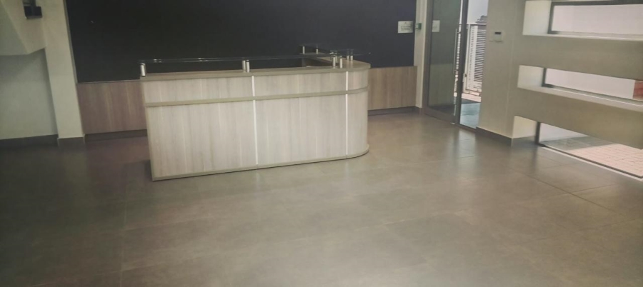To Let Commercial Property for Rent in Midridge Park Gauteng