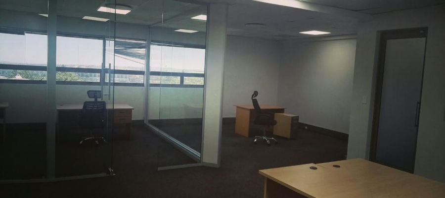 To Let Commercial Property for Rent in Midridge Park Gauteng