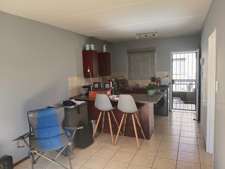 1 Bedroom Property for Sale in Rietfontein SH Gauteng
