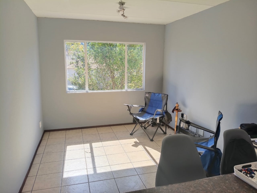 1 Bedroom Property for Sale in Rietfontein SH Gauteng