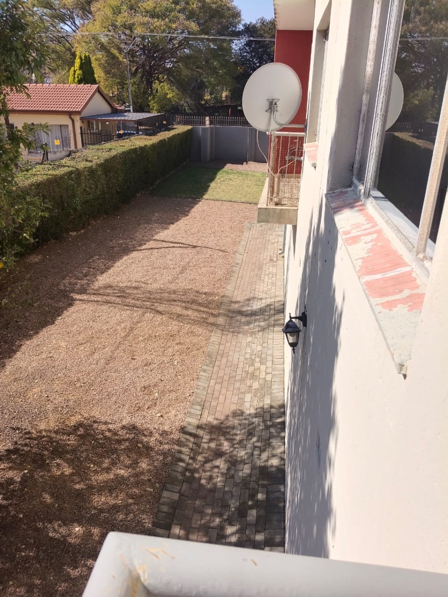 1 Bedroom Property for Sale in Rietfontein SH Gauteng