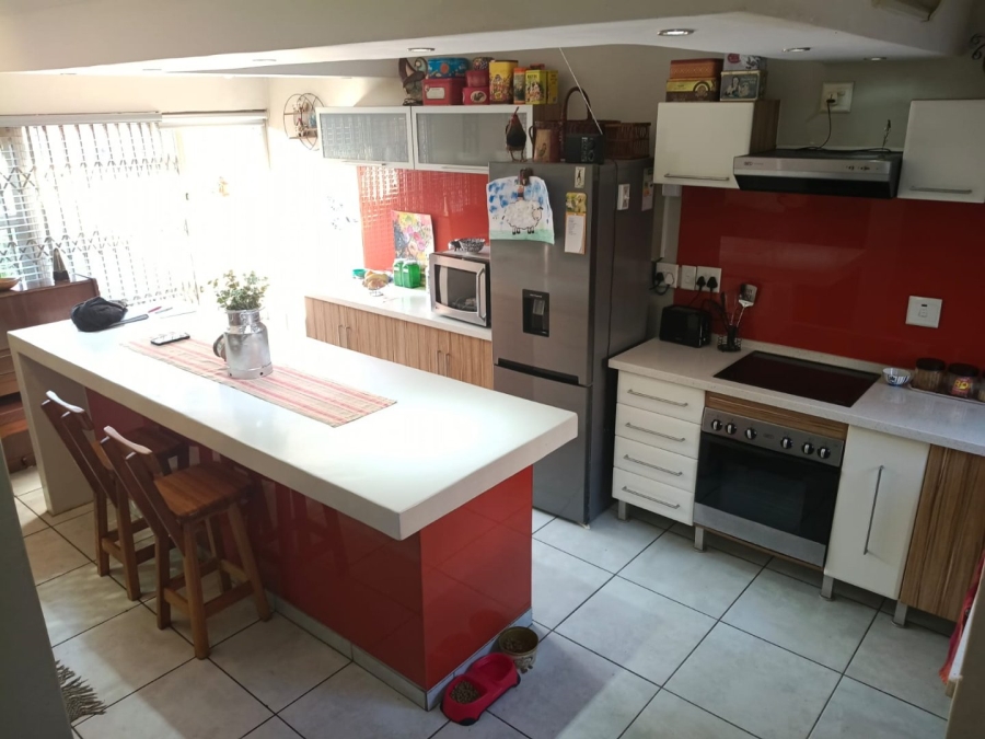 2 Bedroom Property for Sale in Dorandia Gauteng