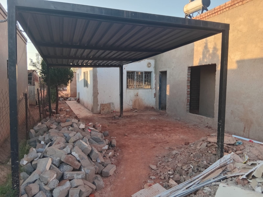 4 Bedroom Property for Sale in Ga-Rankuwa Unit 23 Gauteng