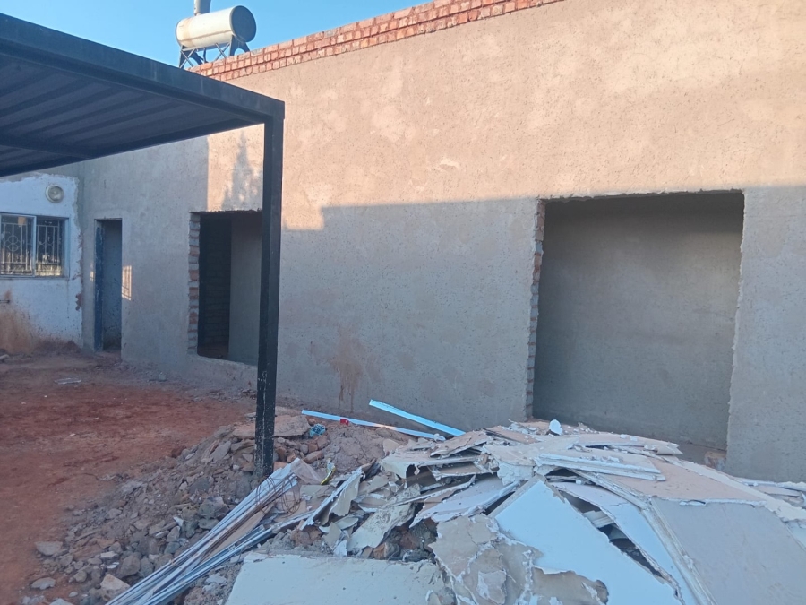 4 Bedroom Property for Sale in Ga-Rankuwa Unit 23 Gauteng