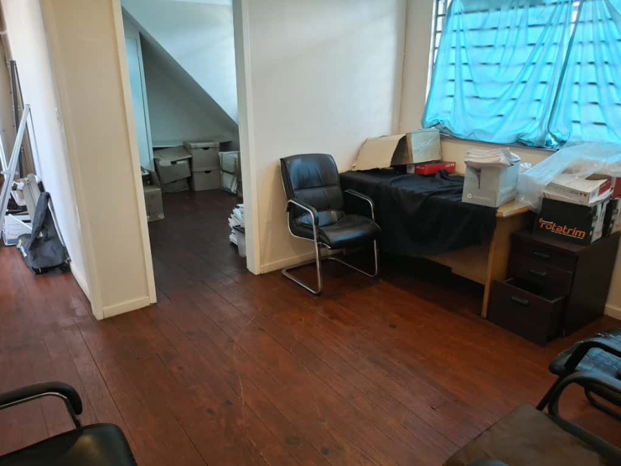 5 Bedroom Property for Sale in Robertsham Gauteng