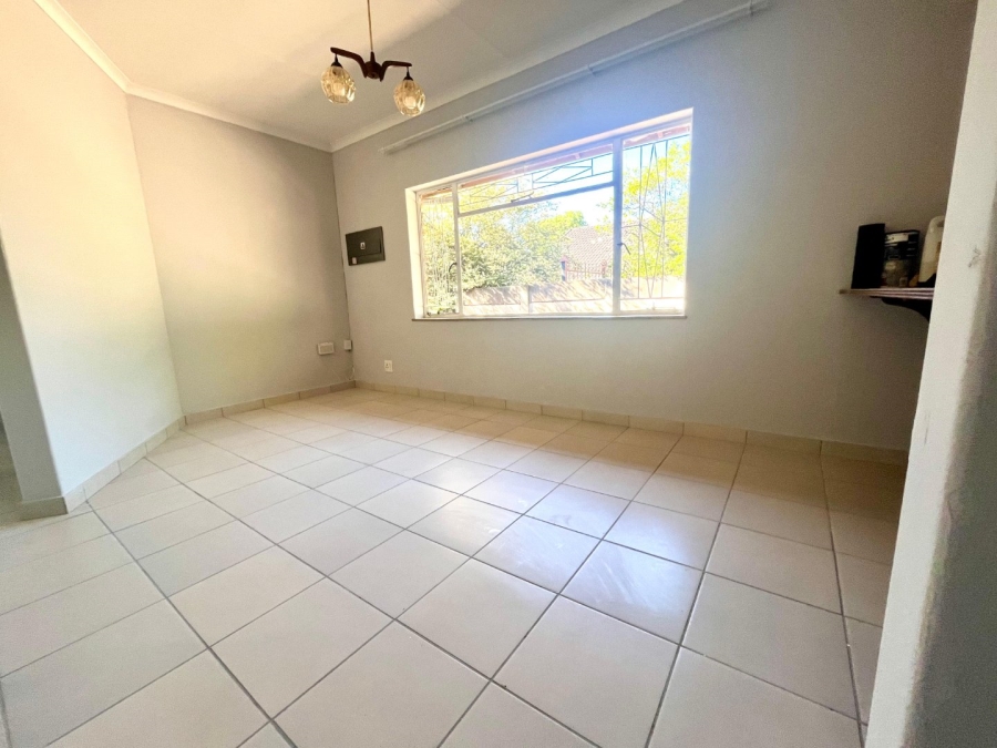 To Let 5 Bedroom Property for Rent in Valhalla Gauteng