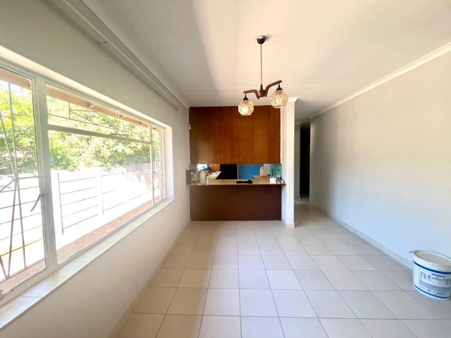 To Let 5 Bedroom Property for Rent in Valhalla Gauteng