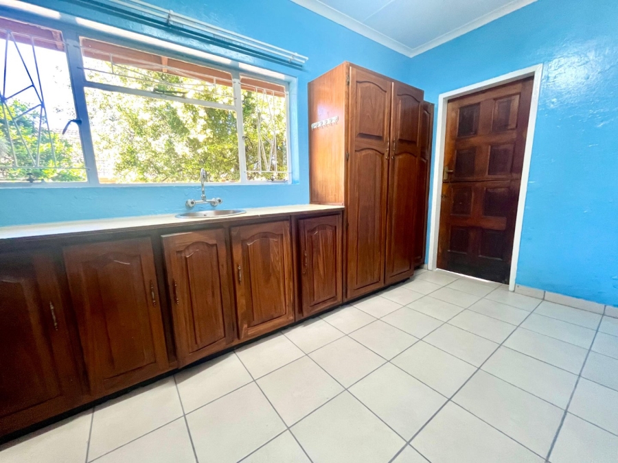 To Let 5 Bedroom Property for Rent in Valhalla Gauteng