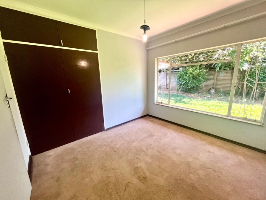 To Let 5 Bedroom Property for Rent in Valhalla Gauteng