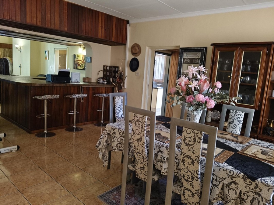 5 Bedroom Property for Sale in Illiondale Gauteng
