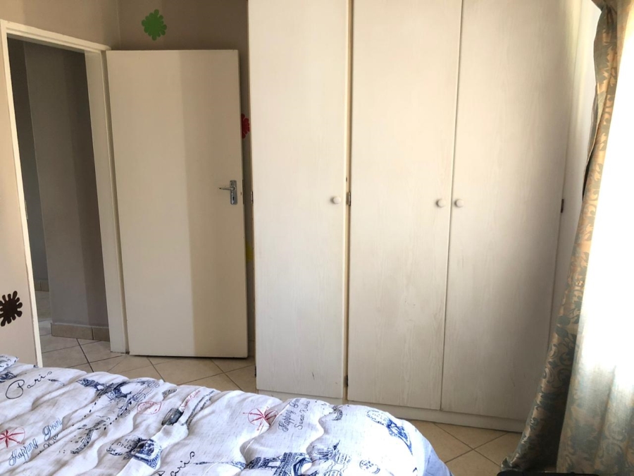 To Let 3 Bedroom Property for Rent in Vorna Valley Gauteng