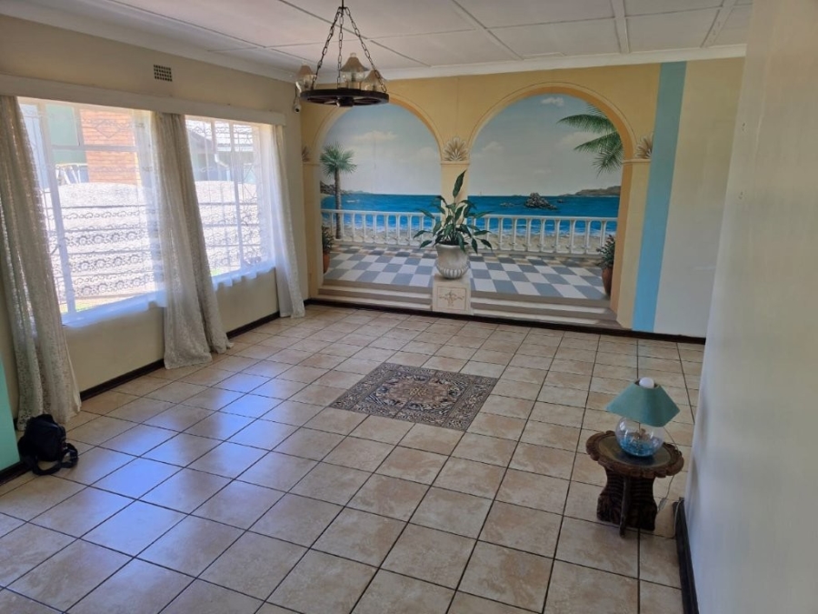 3 Bedroom Property for Sale in Bonaero Park Gauteng