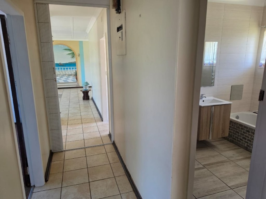 3 Bedroom Property for Sale in Bonaero Park Gauteng