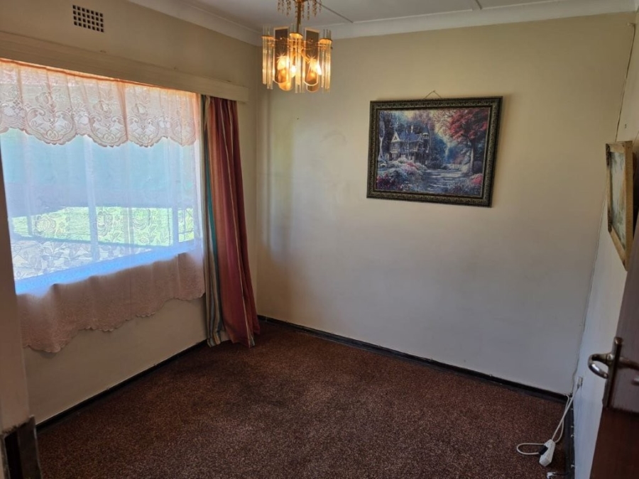 3 Bedroom Property for Sale in Bonaero Park Gauteng