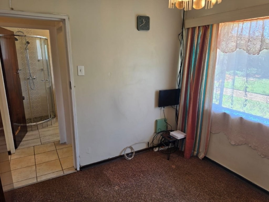 3 Bedroom Property for Sale in Bonaero Park Gauteng