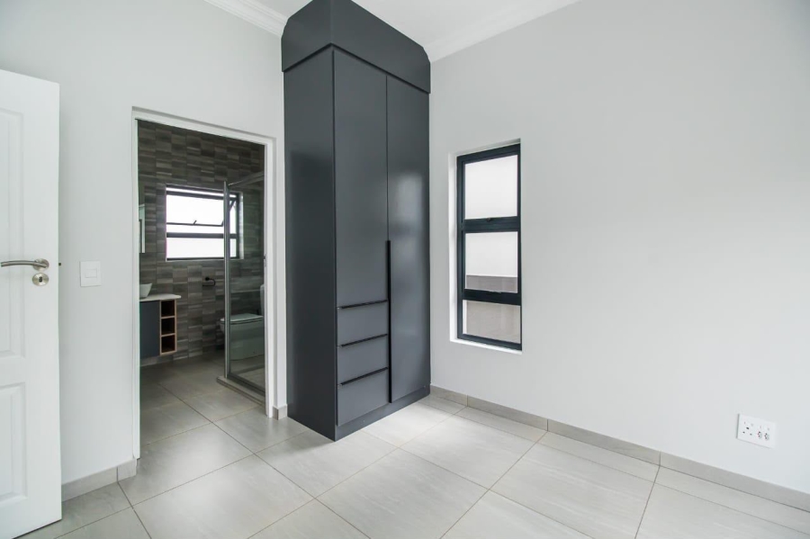  Bedroom Property for Sale in Roodepark Eco Estate Gauteng