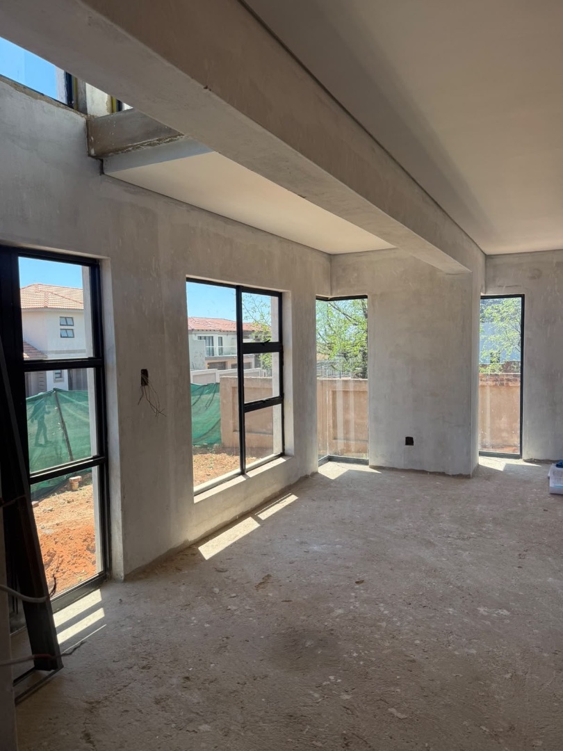  Bedroom Property for Sale in Roodepark Eco Estate Gauteng
