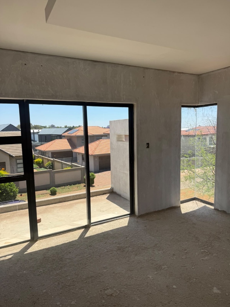  Bedroom Property for Sale in Roodepark Eco Estate Gauteng