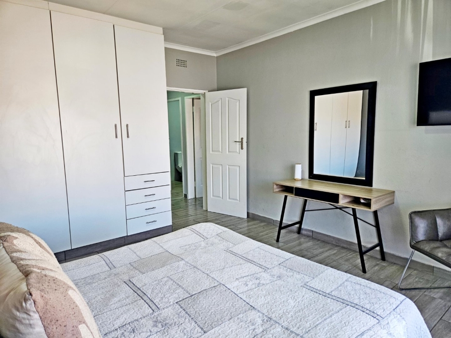 2 Bedroom Property for Sale in Birchleigh Gauteng
