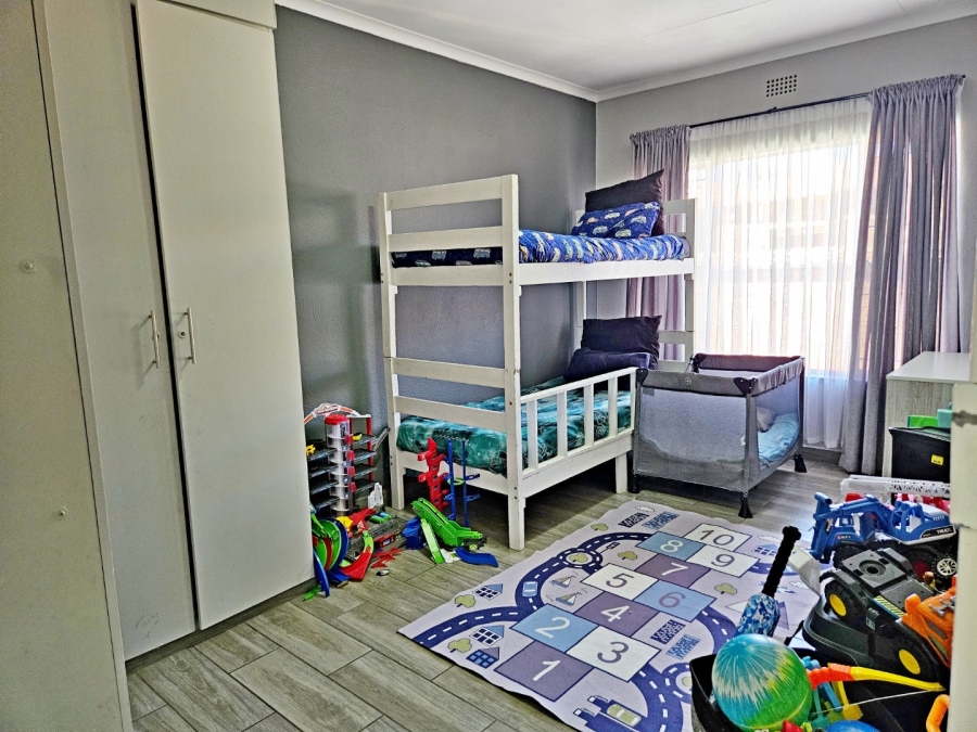 2 Bedroom Property for Sale in Birchleigh Gauteng