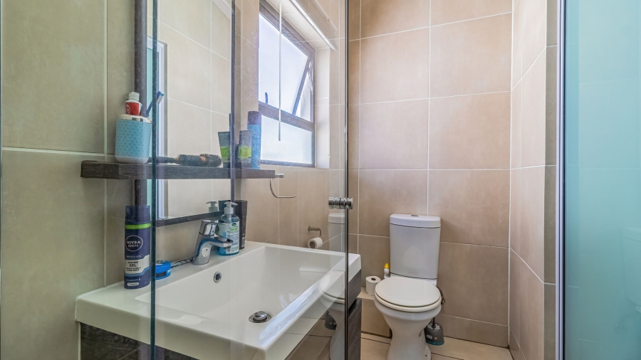 1 Bedroom Property for Sale in Malakite Gauteng