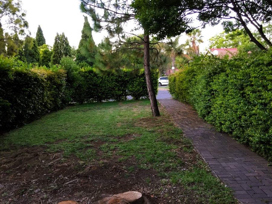 To Let 2 Bedroom Property for Rent in Lynnwood Glen Gauteng