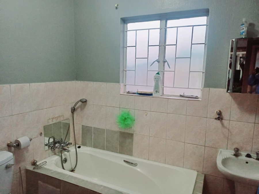 2 Bedroom Property for Sale in Highveld Gauteng