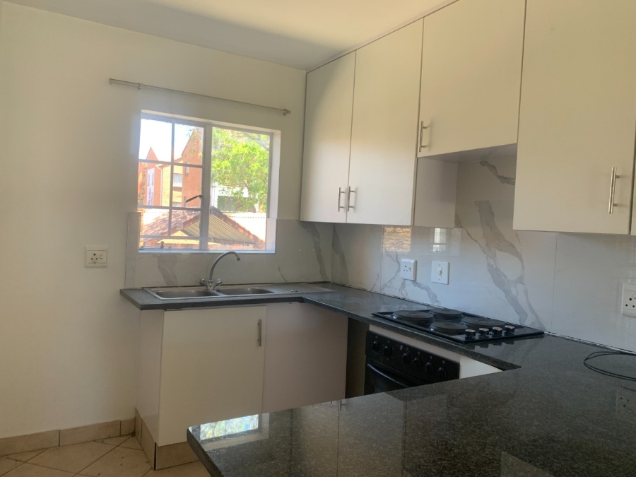 To Let 2 Bedroom Property for Rent in Vorna Valley Gauteng