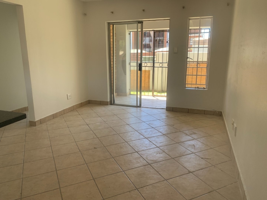 To Let 2 Bedroom Property for Rent in Vorna Valley Gauteng