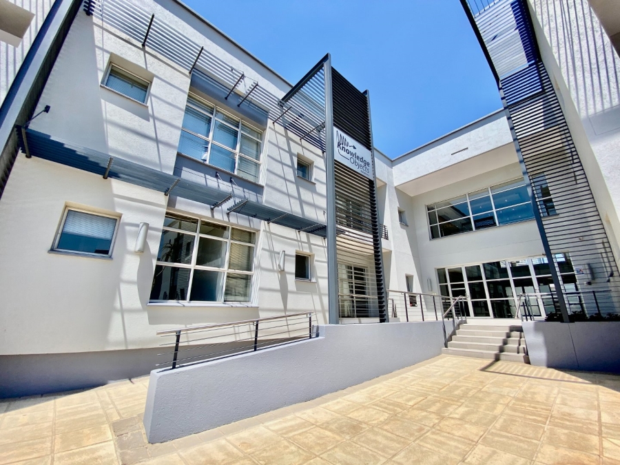 To Let Commercial Property for Rent in Die Hoewes Gauteng