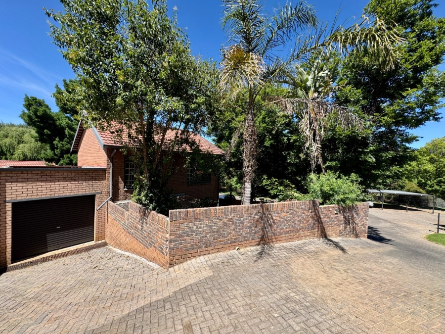 3 Bedroom Property for Sale in Pretorius Park Gauteng