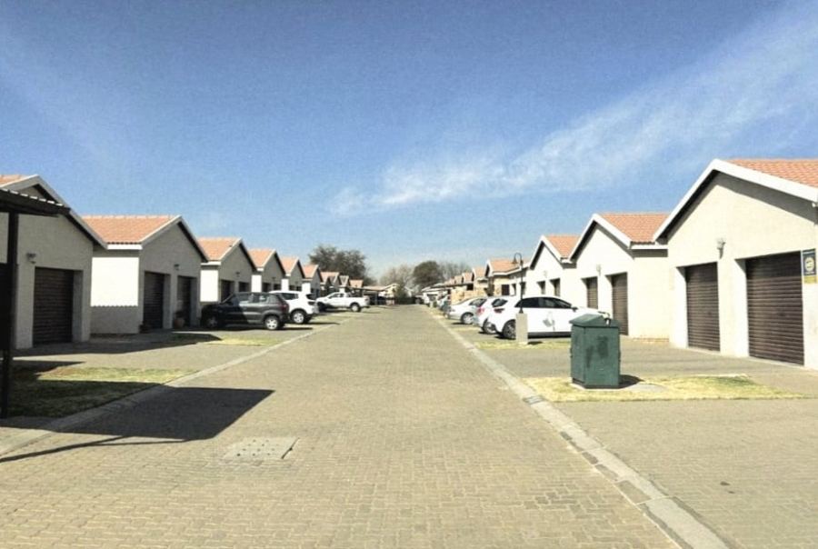 3 Bedroom Property for Sale in Brentwood Gauteng